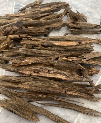 Premium Malaysian Oud - Terengganu Shanden 100% Natural - 1 KG - Free Express Shipping