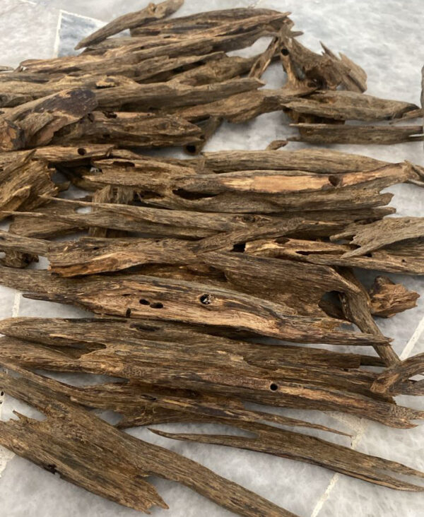 عود ماليزي ممتاز - تيرينجانو شاندين طبيعي 100٪ - 1 كجم - شحن سريع مجاني